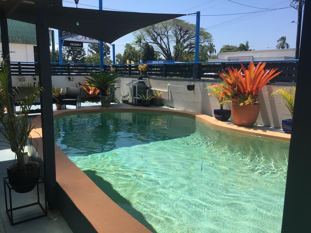 Black Marlin Motel Innisfail Eksteriør bilde