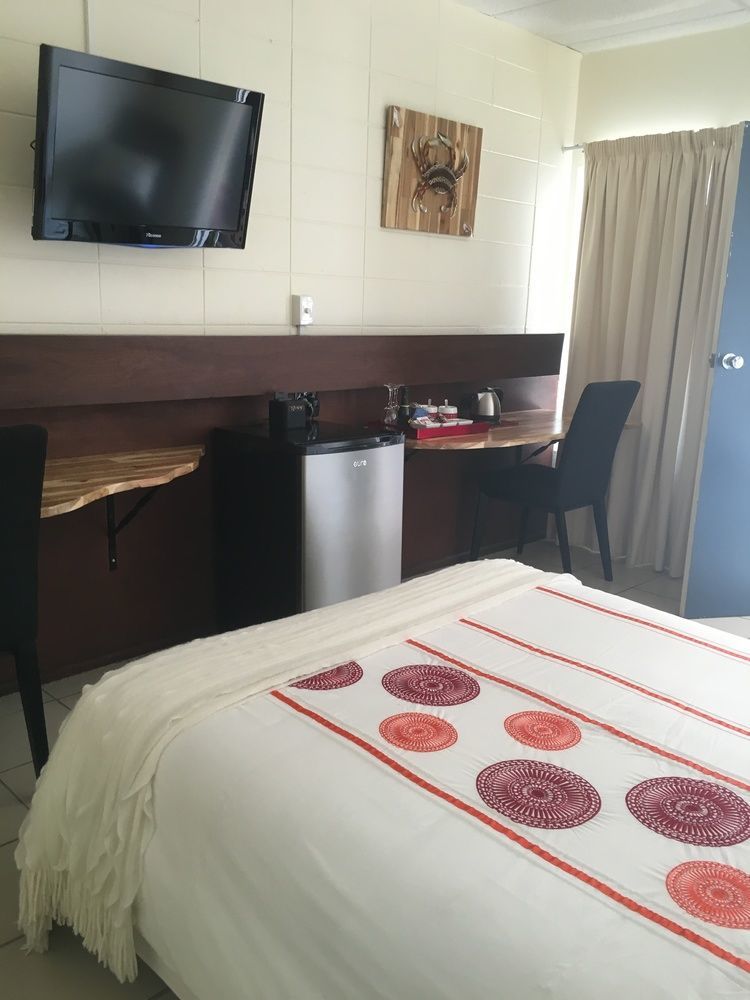 Black Marlin Motel Innisfail Eksteriør bilde